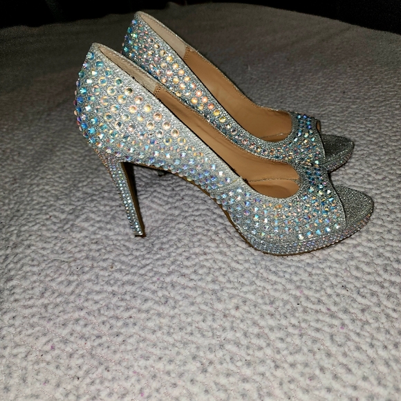 Brand New Thalia Sodi Stunning 😍 Silver Crystal Heels - Picture 11 of 16